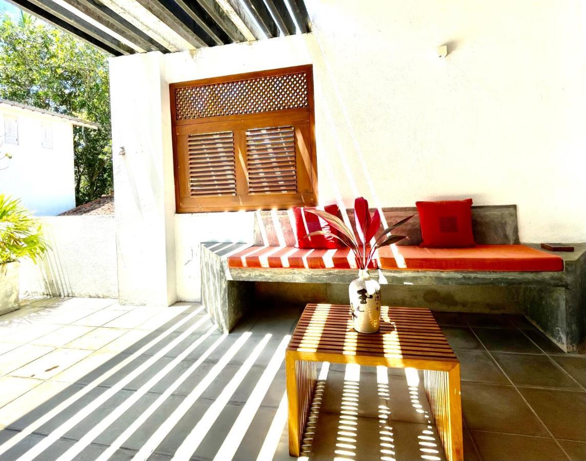 Isana Beach House Tangalle Esterno foto