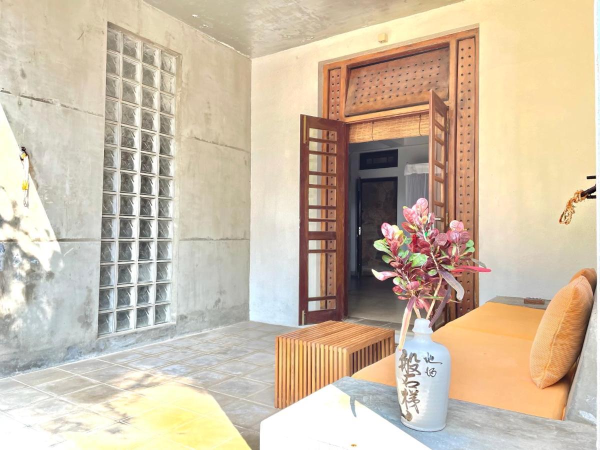 Isana Beach House Tangalle Esterno foto