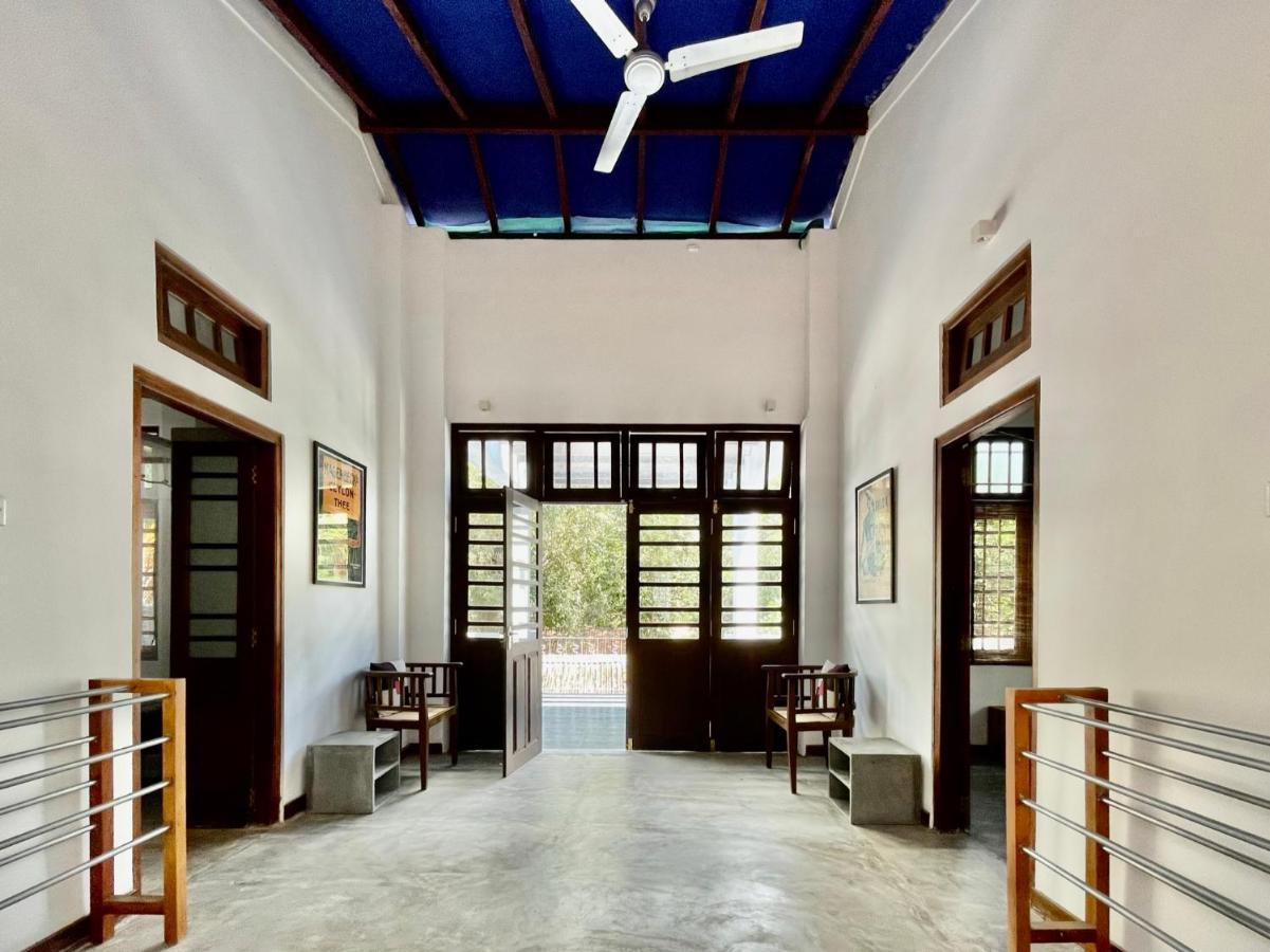 Isana Beach House Tangalle Esterno foto