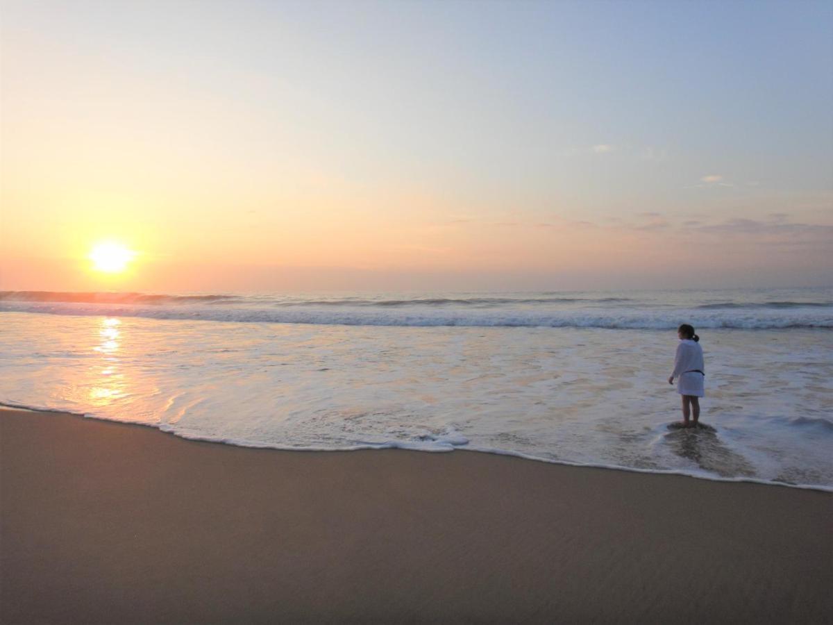 Isana Beach House Tangalle Esterno foto